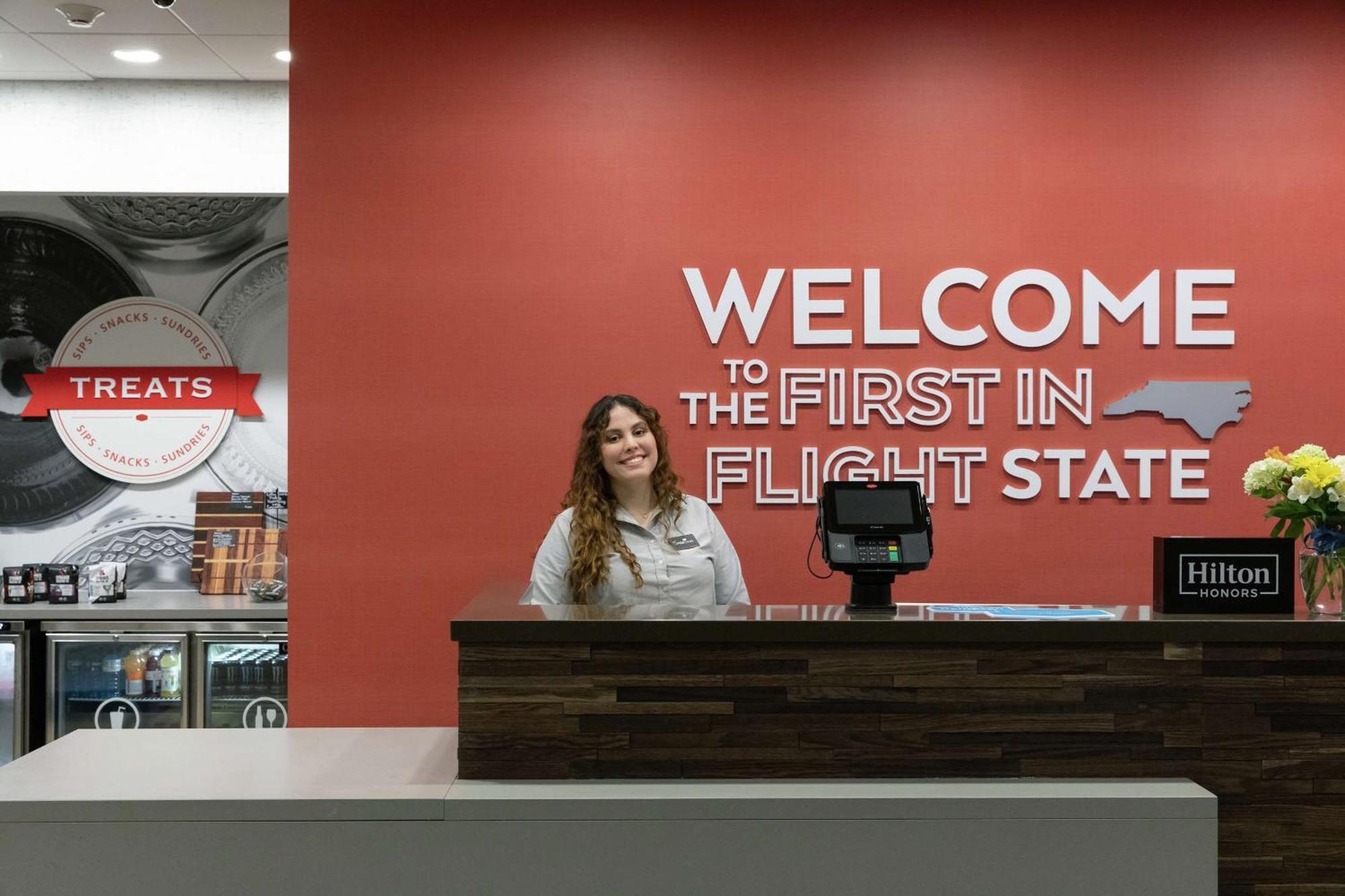 Hampton Inn Black Mountain Eksteriør billede